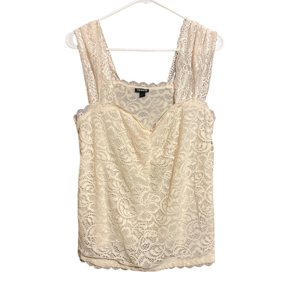 Torrid Cream Lace Blouse with Sweetheart Neckline - Picture 1 of 2